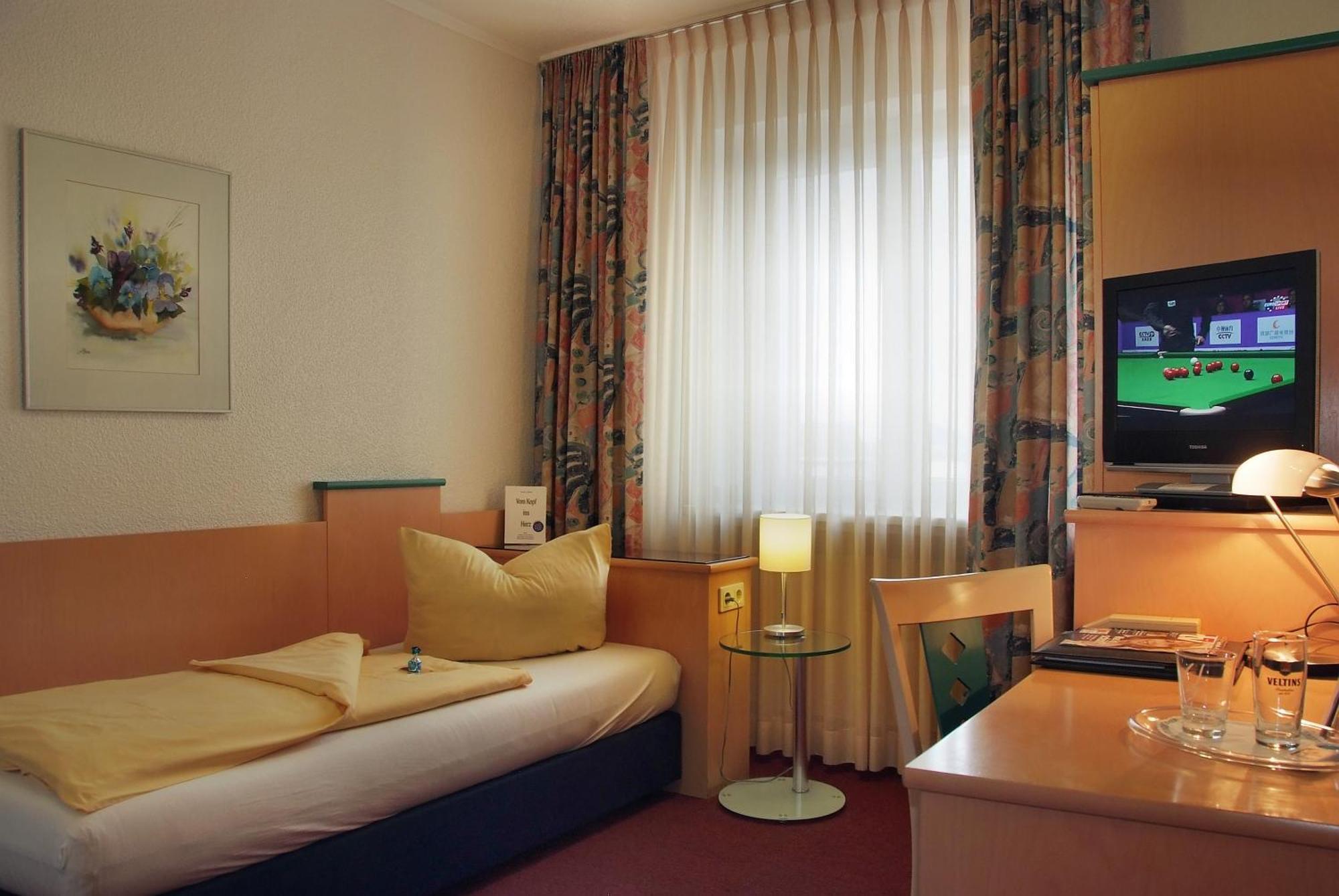 Hotel Monopol Gelsenkirchen Eksteriør billede